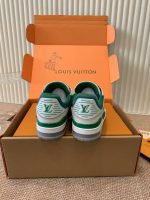 Louis Vuitton Sneakers – Luxury Designer Shoes, Premium Leather, Iconic LV Logo, Chunky Sole, Fashion Statement - 图片 8