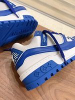 Louis Vuitton Sneakers – Luxury Designer Shoes, Premium Leather, Iconic LV Logo, Chunky Sole, Fashion Statement - 图片 5