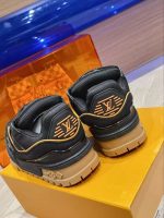 Louis Vuitton Sneakers – Luxury Designer Shoes, Premium Leather, Iconic LV Logo, Chunky Sole, Fashion Statement - 图片 5
