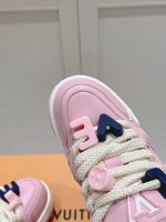 Louis Vuitton Sneakers – Luxury Designer Shoes, Premium Leather, Iconic LV Logo, Chunky Sole, Fashion Statement - 图片 7