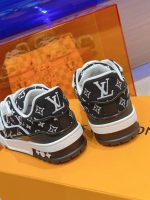 Louis Vuitton Sneakers – Luxury Designer Shoes, Premium Leather, Iconic LV Logo, Chunky Sole, Fashion Statement - 图片 3