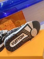 Louis Vuitton Sneakers – Luxury Designer Shoes, Premium Leather, Iconic LV Logo, Chunky Sole, Fashion Statement - 图片 2