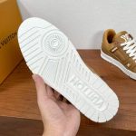 Louis Vuitton Sneakers – Luxury Designer Shoes, Premium Leather, Iconic LV Logo, Chunky Sole, Fashion Statement - 图片 5
