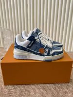 Louis Vuitton Sneakers – Luxury Designer Shoes, Premium Leather, Iconic LV Logo, Chunky Sole, Fashion Statement - 图片 9