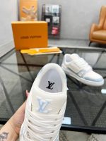 Louis Vuitton Sneakers – Luxury Designer Shoes, Premium Leather, Iconic LV Logo, Chunky Sole, Fashion Statement - 图片 6