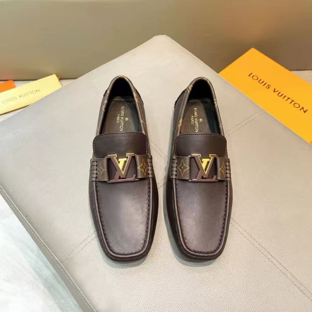 微信图片_20250926152412_6967_76 Louis Vuitton Men's Leather Shoes – Luxury Dress Oxfords & Loafers, Iconic LV Detailing, Handcrafted Elegance - 图片 1