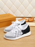 Louis Vuitton Sneakers – Luxury Designer Shoes, Premium Leather, Iconic LV Logo, Chunky Sole, Fashion Statement - 图片 8