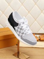 Louis Vuitton Sneakers – Luxury Designer Shoes, Premium Leather, Iconic LV Logo, Chunky Sole, Fashion Statement - 图片 5