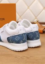 Louis Vuitton Sneakers – Luxury Designer Shoes, Premium Leather, Iconic LV Logo, Chunky Sole, Fashion Statement - 图片 7
