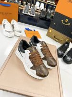 Louis Vuitton Men's Leather Shoes – Luxury Dress Oxfords & Loafers, Iconic LV Detailing, Handcrafted Elegance - 图片 9