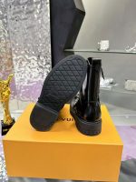 Louis Vuitton Boots for Men – Luxury Leather Chelsea & Hiking Style, Iconic LV Detailing, Handcrafted Design - 图片 2