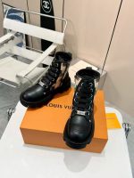 Louis Vuitton Boots for Men – Luxury Leather Chelsea & Hiking Style, Iconic LV Detailing, Handcrafted Design - 图片 6