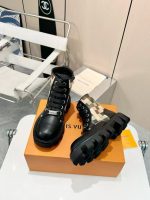 Louis Vuitton Boots for Men – Luxury Leather Chelsea & Hiking Style, Iconic LV Detailing, Handcrafted Design - 图片 5