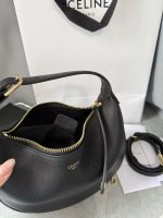 Celine Half Moon Bag – Iconic Crescent Shape, Grained Leather, Designer Shoulder Bag with Detachable Strap - 图片 5