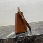 Celine Bucket Bag – Iconic Double C Clasp, Smooth Leather, Designer Tote with Top Handle and Detachable Strap - 图片 7