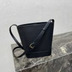 Celine Classic Leather Bucket Bag – Iconic Embossed Double C Logo, Smooth Leather, Designer Tote with Detachable Strap - 图片 6