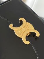 Celine Classic Mini Box Bag – Iconic Double C Clasp, Glossy Leather, Designer Mini Tote with Chain Strap - 图片 6