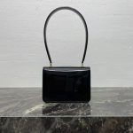 Celine Classic Mini Box Bag – Iconic Double C Clasp, Two-Tone Leather Design, Designer Mini Tote with Top Handle - 图片 6