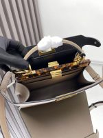 Celine-Style Mini Handbag – Iconic Gold-Tone Lock Clasp, Smooth Leather, Structured Silhouette with Detachable Shoulder Strap - 图片 4