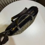 Fendi-Style Mini Camera Bag – Iconic Zucca FF Monogram Print, Brown Leather Trim, Gold-Tone Lock Clasp with Adjustable Strap - 图片 5