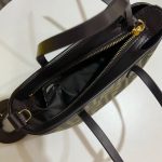 Fendi-Style Mini Camera Bag – Iconic Zucca FF Monogram Print, Brown Leather Trim, Gold-Tone Lock Clasp with Adjustable Strap - 图片 3