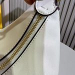 Fendi-Style White Crescent Moon Bag – Smooth Leather, Minimalist Design, Adjustable Shoulder Strap (20×13×7cm) - 图片 4