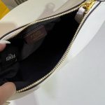 Fendi-Style White Crescent Moon Bag – Smooth Leather, Minimalist Design, Adjustable Shoulder Strap (20×13×7cm) - 图片 2