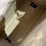 Fendi-Style Logo Tote Bag – Brown Leather with Bold "FENDI ROMA" Print, Tortoiseshell Handle & Detachable Shoulder Strap - 图片 3